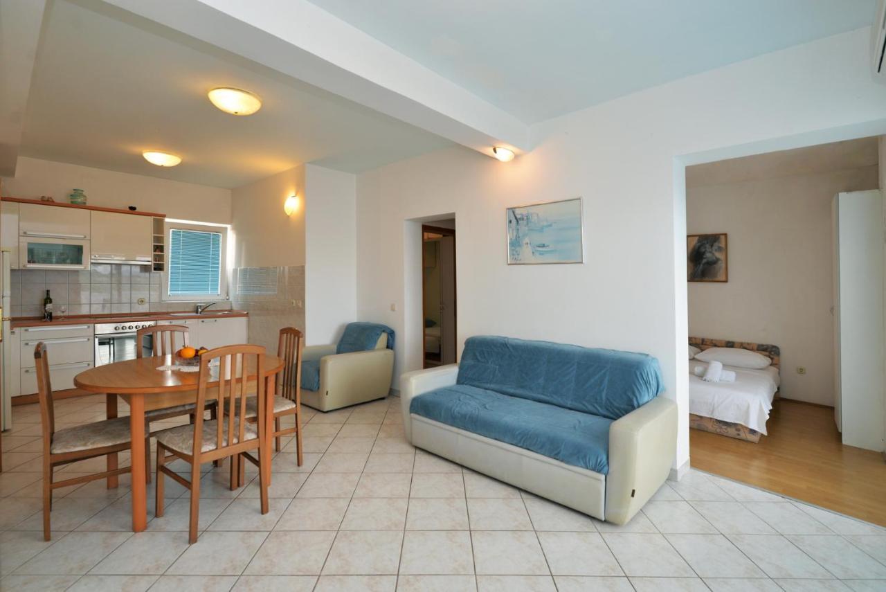 Apartman Rašip, Murter Bagian luar foto