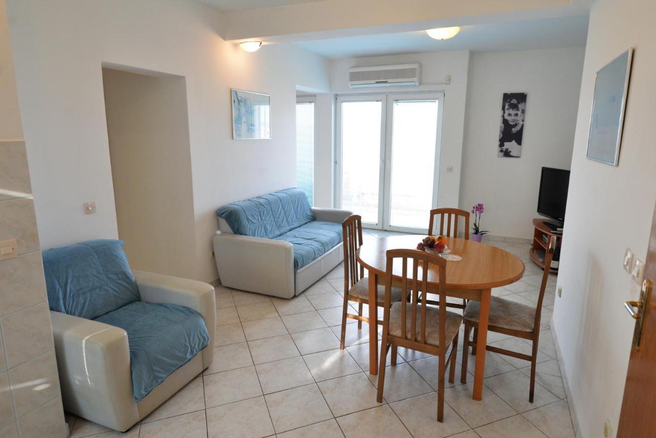 Apartman Rašip, Murter Bagian luar foto