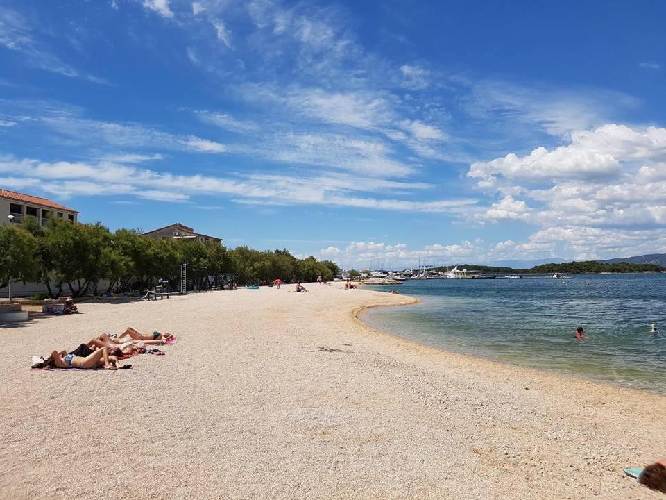 Apartman Rašip, Murter Bagian luar foto